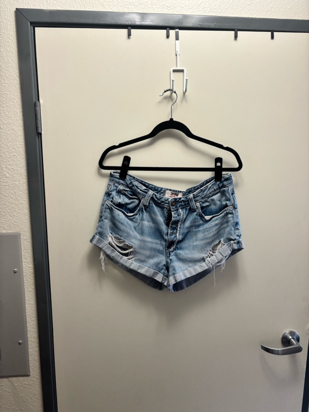 Free People we the free Light Wash Distressed Denim Shorts for Women 100% cotton